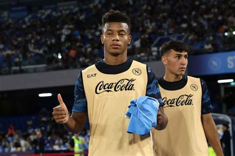 rolex rubato a napoli|David Neres rapinato dopo Napoli.